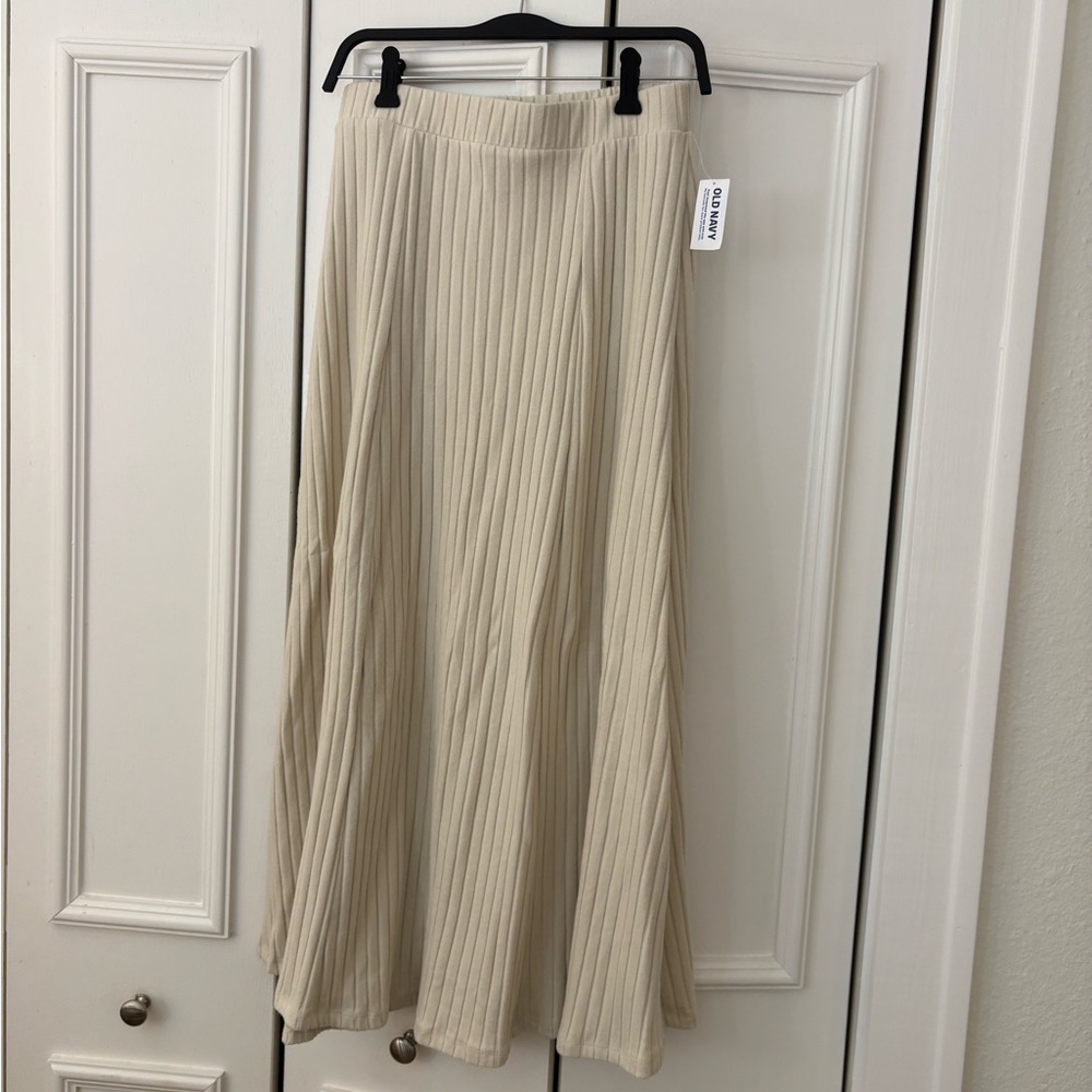 Old Navy Midi Pleated Knit Skirt